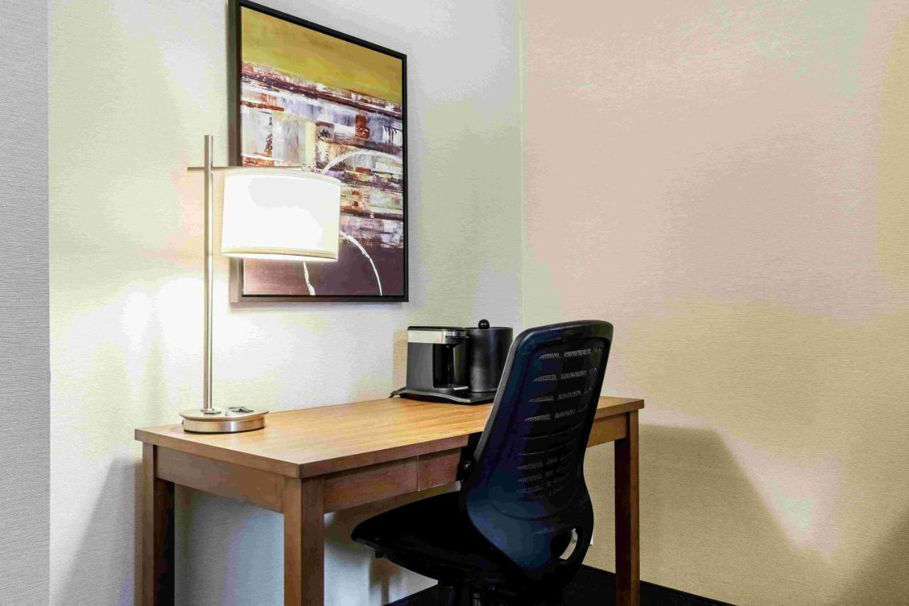 Best Western Ville-Marie Hotel & Suites Montréal Dış mekan fotoğraf
